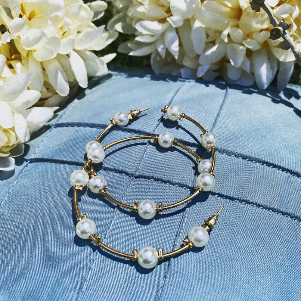 Nine to Midnight Pearl Hoop Earrings